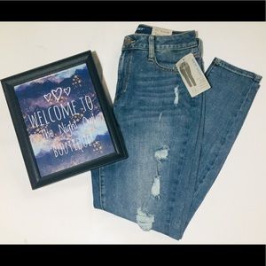 NEW Belle Sky Mom Jean Size 2 Skinny High Waisted